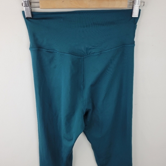 AEO American Eagle Outfitters Lightweight Everything Crossover Leggings - Picture 6 of 7